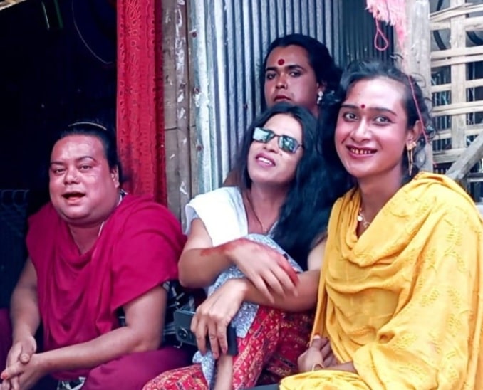 ঘোড়াঘাটে তৃতীয় লিঙ্গ বা হিজড়া হিসেবে অন্তর্ভুক্ত হওয়ার সুযোগ থাকলেও তালিকায় হিজড়াদের সংখ্যা শূন্য