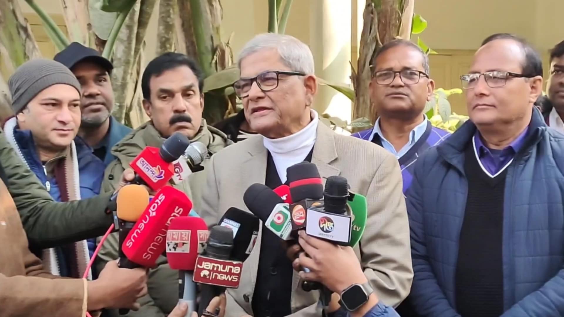 জুলাই অভ্যুত্থানের লুট হওয়া অস্ত্র উদ্ধারে সরকার ব্যর্থ-ঠাকুরগাঁওয়ে মির্জা ফখরুল