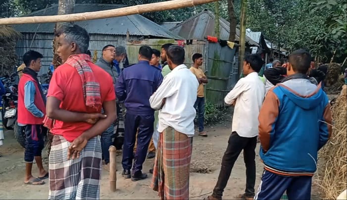 তারাগঞ্জে গলায় ফাঁস দেওয়া গৃহবধূর মরদেহ উদ্ধার