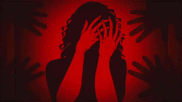 চিরিরবন্দরে বীমা কর্মীকে গণধর্ষন মামলায় আটক ১