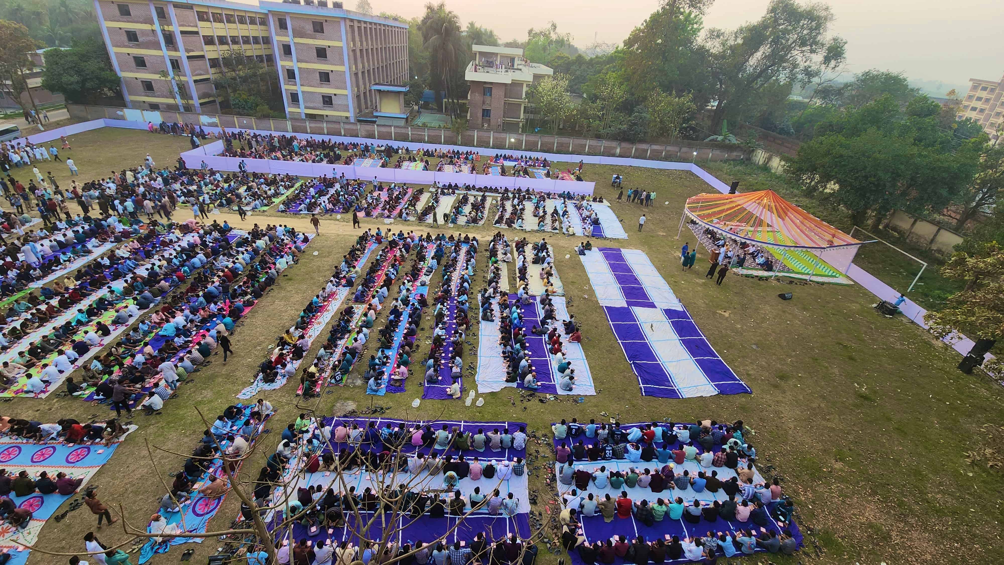 চার হাজার শিক্ষার্থীর অংশগ্রহণে হাবিপ্রবিতে ছাত্রদলের দোয়া ও ইফতার মাহফিল