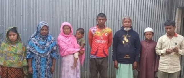 আদিতমারীতে জন্মান্ধ ৫ সদস্য নিয়ে অসহায় পরিবার