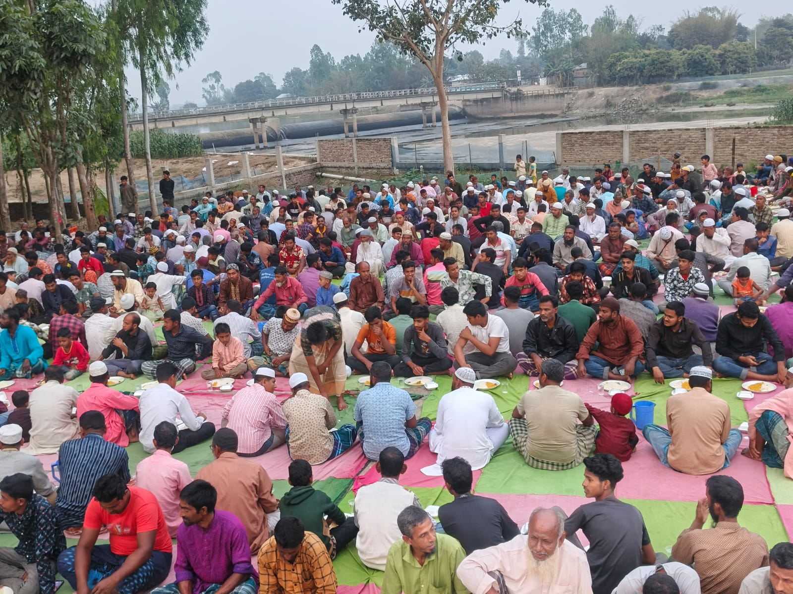 পীরগঞ্জে যুব সমাজের উদ্যোগে ইফতার মাহফিল