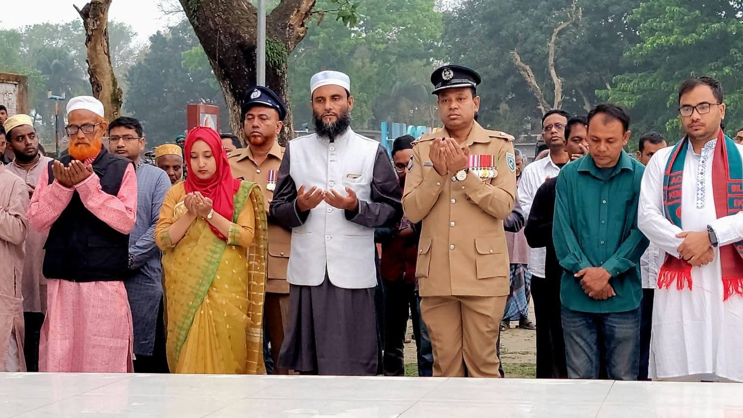 সুন্দরগঞ্জ উপজেলা প্রশাসনের উদ্যোগে ২৬ শে মার্চ মহান স্বাধীনতা দিবস যথাযোগ্য মর্যাদায় উদযাপিত