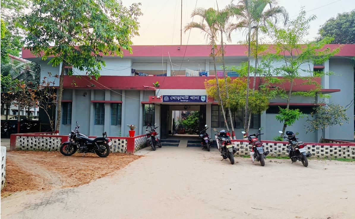 ঘোড়াঘাটে মাদক ও অনলাইন জুয়ার বিস্তার : অন্ধকার ভবিষ্যতের শঙ্কায় যুবসমাজ