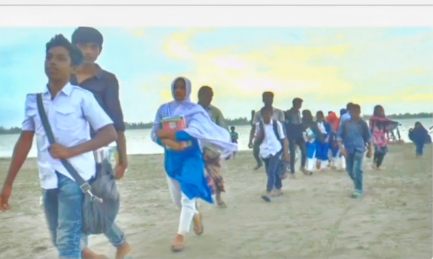 গাইবান্ধার চরাঞ্চলগুলোতে নেই পর্যাপ্ত শিক্ষা প্রতিষ্ঠান : বিপাকে শিক্ষার্থীরা