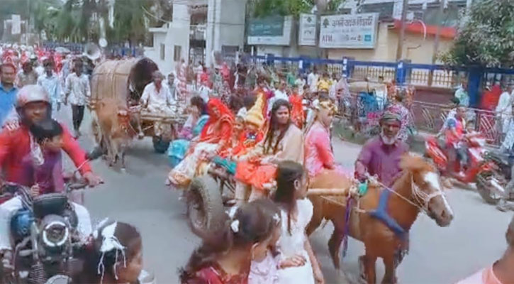 রংপুরে বর্ণাঢ্য আয়োজনে নববর্ষ উৎযাপন