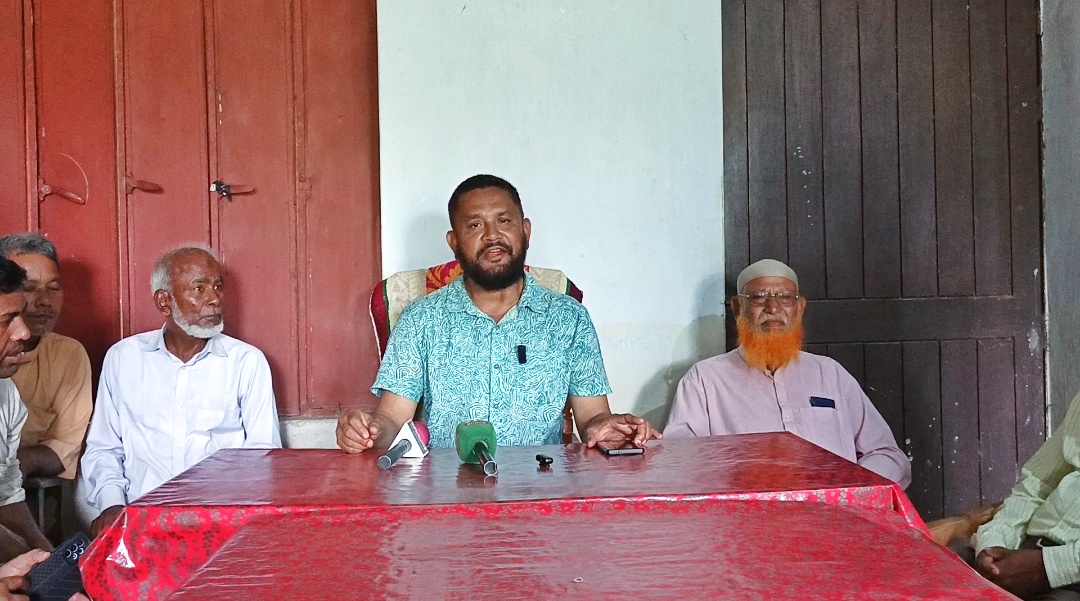 এসএসসি পরীক্ষায় না বসা শিক্ষার্থী ইস্যুতে মুখ খুললেন সেই প্রধান শিক্ষক