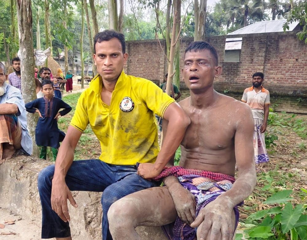 ঘোড়াঘাটে ইয়াবাসহ মাদক ব্যবসায়ী আটক