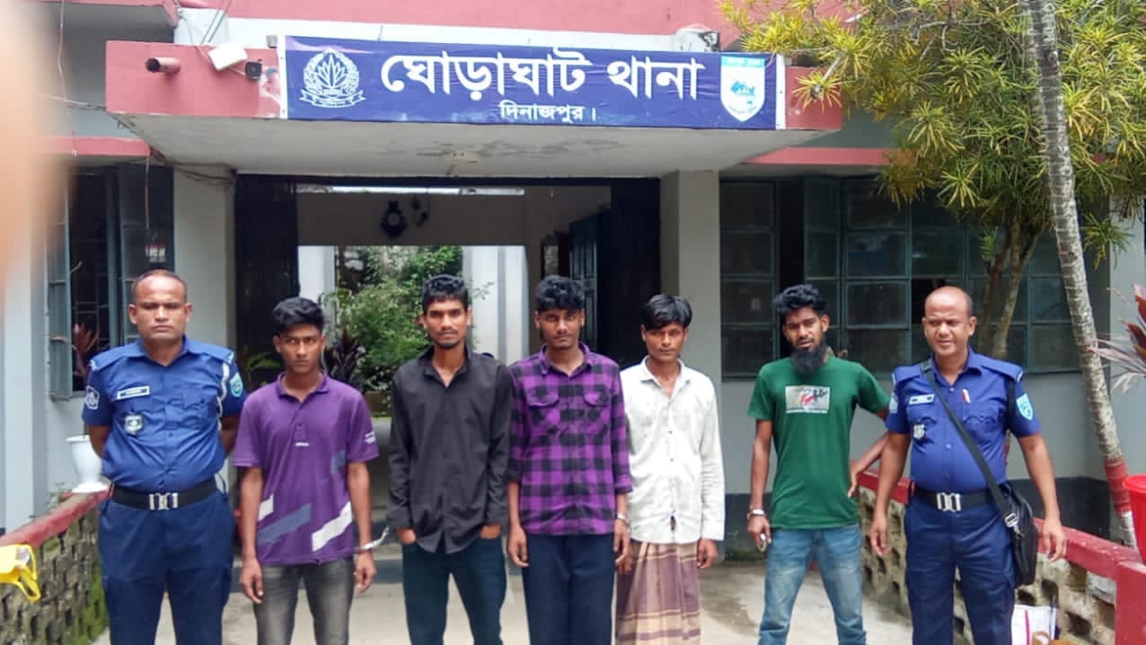 ঘোড়াঘাটে মাদকবিরোধী অভিযানে ট্যাপেন্ডাটোল সেবনকালে ৫ মাদকসেবী গ্রেফতার