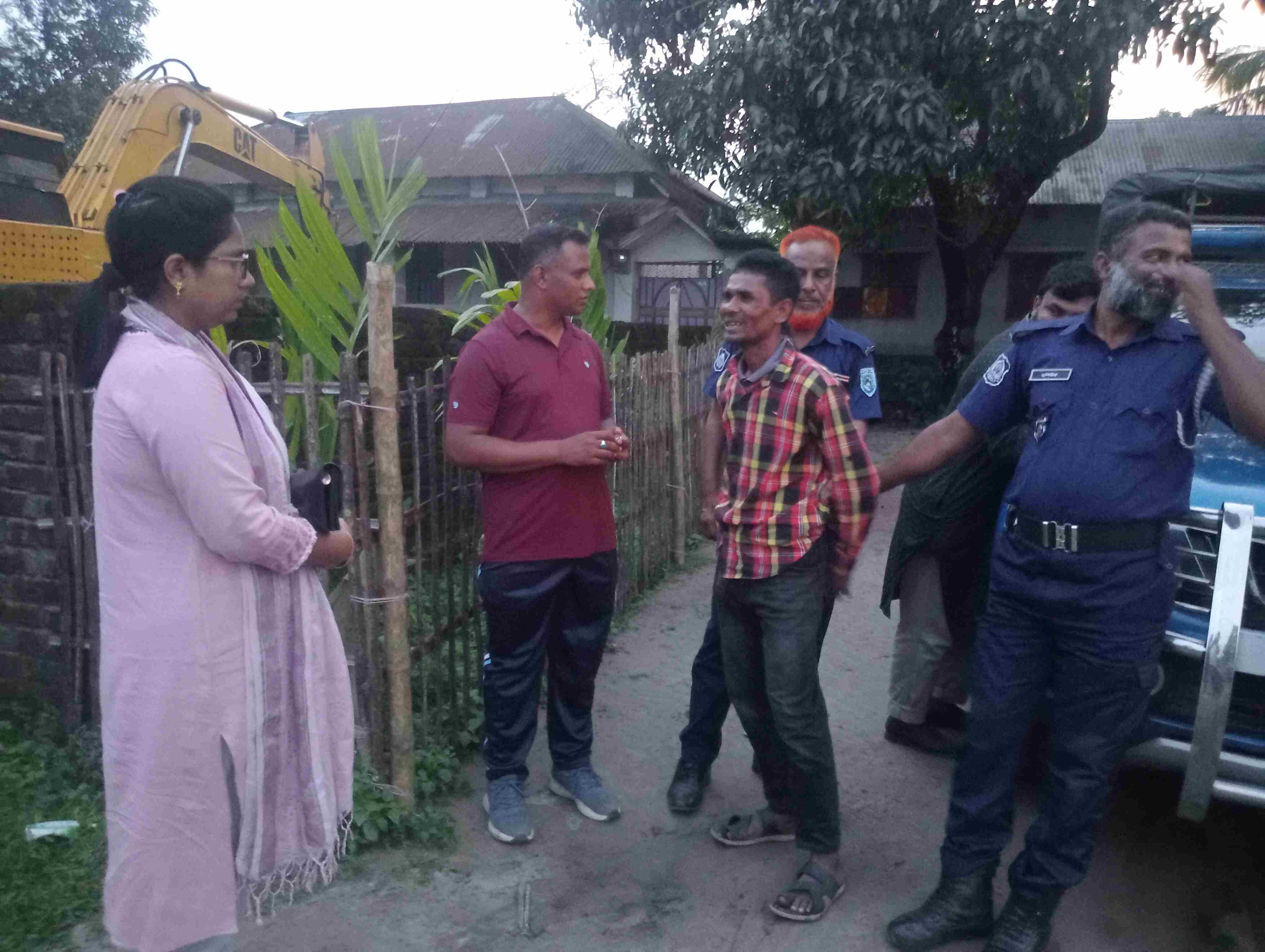 কাহারোলে মাদক  সেবনের দায়ে দুই  যুবককের  কারাদণ্ড দিয়েছেন ভ্রাম্যমাণ  আদালত।