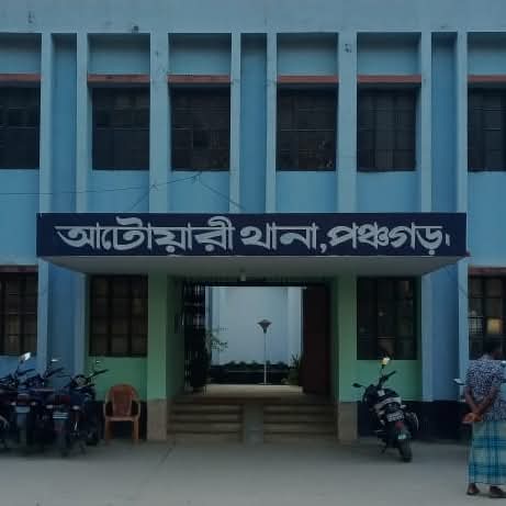 পঞ্চগড়ে অস্থায়ী মন্দির গড়ে নিজেরাই মূর্তি ভাঙার অভিযোগ, মুসলিম যুবককে ফাঁসানোর দাবি