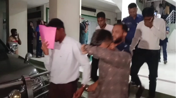 গাইবান্ধায় পরীক্ষায় প্রক্সি দেওয়ার অভিযোগে আটক ২২
