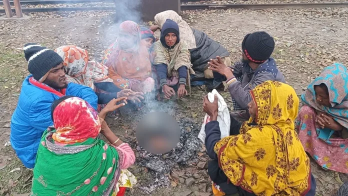 শৈতপ্রবাহে বিপর্যস্ত লালমনিরহাটের জনজীবন