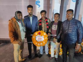 পীরগঞ্জে ভাষা শহীদদের স্মৃতির প্রতি বাংলাদেশ জাতীয় সাংবাদিক ফোরাম পুষ্পস্তবক অর্পণ