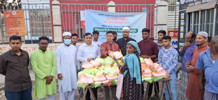 নীলফামারীতে শ্রমজীবী মানুষের মাঝে মাসব্যাপী ইফতার বিতরণ কার্যক্রম শুরু