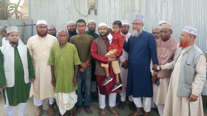 নৌকাডুবিতে মা-বাবাকে হারানো ছোট্ট দিপুর পাশে বাংলাদেশ জামায়াতে ইসলামী