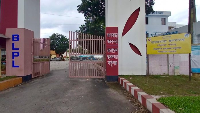 টানা নয় দিন বন্ধ থাকবে বাংলাবান্ধা স্থলবন্দরের আমদানি-রপ্তানি