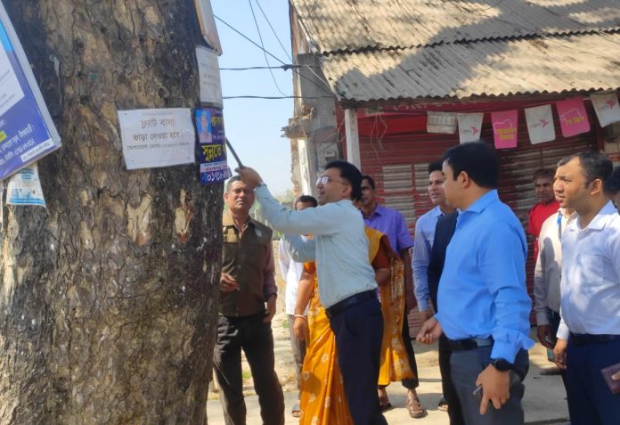 নীলফামারীতে গাছ থেকে পেরেক অপসারণ কর্মসূচির উদ্বোধন