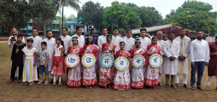 ঘোড়াঘাটে পহেলা বৈশাখ উদযাপন উপলক্ষে বর্ষবরণ ও আনন্দ শোভাযাত্রা