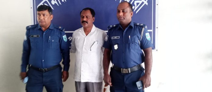 ডোমারে সাবেক উপজেলা চেয়ারম্যান তোফায়েল আহমেদ গ্রেফতার