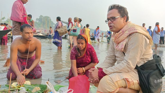 চিলমারীতে হিন্দু ধর্মাবলম্বীদের অষ্টমী স্নান সম্পন্ন