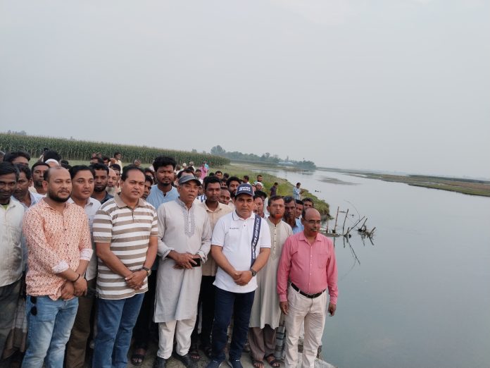 তিস্তার ভাঙ্গা বালুর বাধ পরিদর্শনে ডিমলা উপজেলা বিএনপি