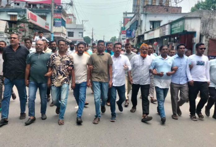 তারেক রহমানের খালাতো ভাই তুহিনের মুক্তির দাবিতে নীলফামারীতে বিএনপির বিক্ষোভ মিছিল