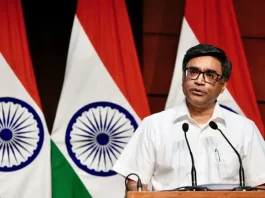 ২৫ মিনিটে পাকিস্তানে ২৪টি ক্ষেপণাস্ত্র হামলা চালানো হয়েছে: ভারতের পররাষ্ট্রসচিব