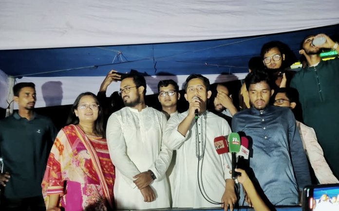 বিবেক বেঁচে দিয়ে দলের প্রতি অন্ধ হয়ে নিজেকে বন্ধক দিবেন না- সারজিস আলম