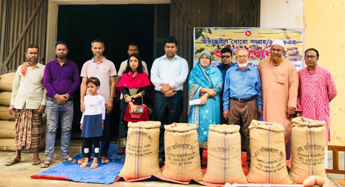 হিলিতে সরকারি ভাবে বোরো ধান চাল সংগ্রহ শুরু