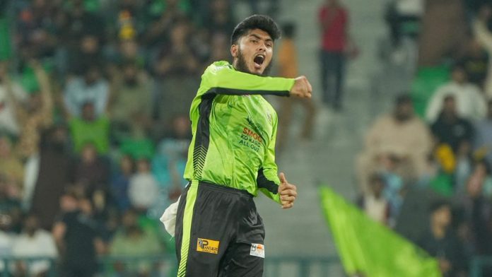রিশাদের জাদুতে ফাইনালে লাহোর