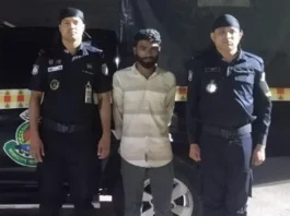 ছাদ উড়ে যাওয়া সেই বাসের চালক গ্রেপ্তার