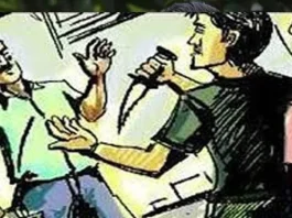জামায়াত নেতাসহ তিনজনকে হাত-পা-মুখ বেঁধে টাকা মোটরসাইকেল-আইফোন লুট