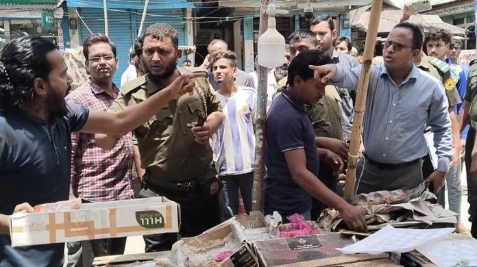 ভ্রাম্যমাণ আদালতে হামলা, অভিযুক্ত যুবককে দুই বছরের কারাদণ্ড