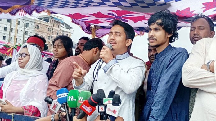অস্তিত্ব সংকটে পড়ে হাসিনা দেশ ছেড়ে পালিয়েছেন: সারজিস