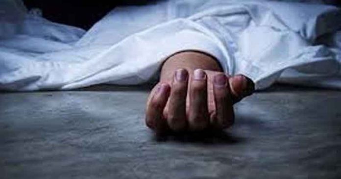 ঋণের চাপে ইঁদুর মারার ওষুধ খেয়ে নৈশপ্রহরীর আত্মহত্যা