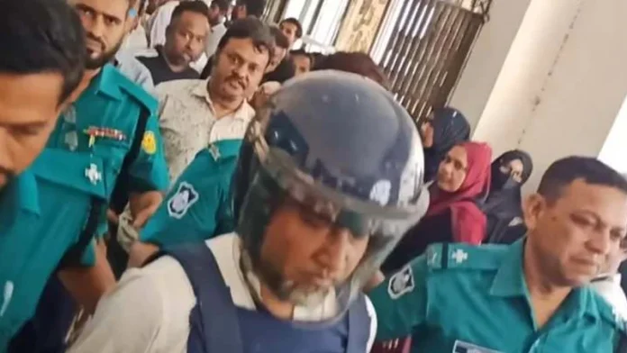 হত্যাচেষ্টা মামলায় গ্রেপ্তার দেখানোর পর বিচারককে ৩ বার ‘ধন্যবাদ’ বললেন তাপস