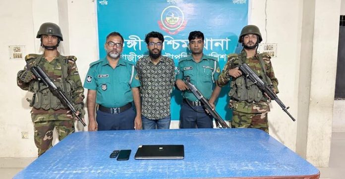 যৌথবাহিনীর অভিযানে বৈষম্যবিরোধী ছাত্রনেতা গ্রেফতার