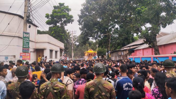 কুড়িগ্রামে আনন্দ উল্লাসে রথযাত্রা উদ্‌যাপন