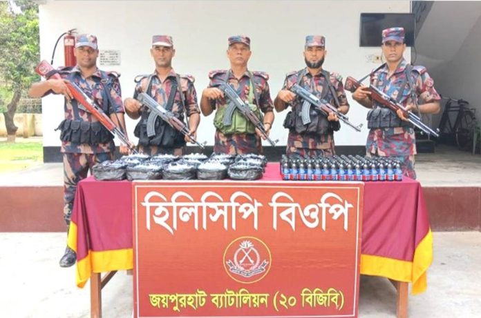 হিলি সীমান্তে প্রায় ১০ লাখ টাকার মাদক উদ্ধার করেছে বিজিবি
