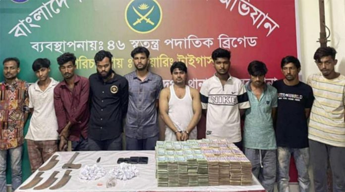 জেনেভা ক্যাম্পে যৌথ অভিযান : মাদক বিক্রির আড়াই কোটি টাকাসহ গ্রেফতার ১০