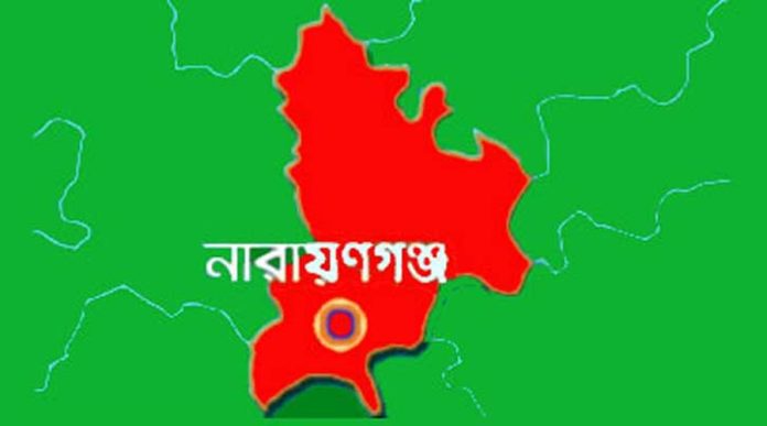 সোনারগাঁয়ে ছাত্রদল নেতার বাড়িতে যুবলীগের হামলা