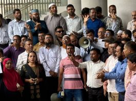 অধ্যাদেশ বাতিলের দাবিতে সচিবালয়ে আজও বিক্ষোভ
