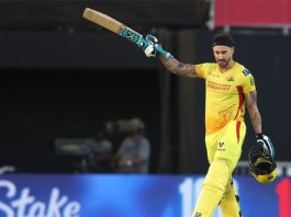 সেঞ্চুরি করে ইতিহাস গড়লেন ফাফ ডু প্লেসি