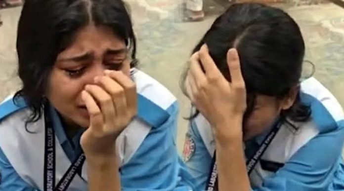 পরীক্ষা দেওয়ার সুযোগ পাচ্ছেন মাকে হাসপাতালে নিয়ে যাওয়া সেই পরীক্ষার্থী