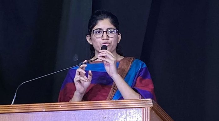 বৈষম্যবিরোধী ছাত্র আন্দোলন থেকে সরে দাঁড়ালেন উমামা ফাতেমা
