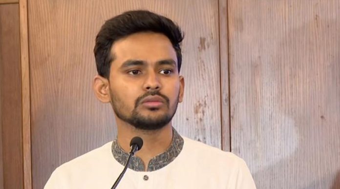 ইচ্ছাকৃতভাবে নয়, ভুলবশত একটি ম্যাগাজিন ব্যাগে রয়ে যায়: আসিফ মাহমুদ