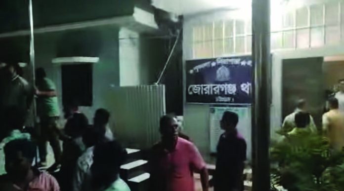 মিরসরাইয়ে বিএনপির দুই পক্ষের সংঘর্ষ, আহত ১০
