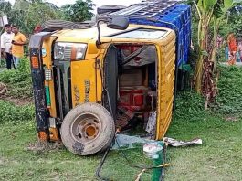 দিনাজপুরের ফুলবাড়ীতে পিকআপ - মোটরসাইকেল সংঘর্ষে নিহত ২